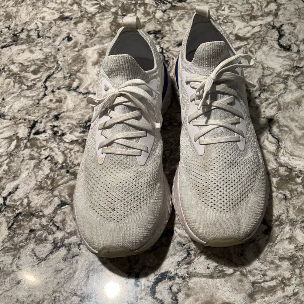 Nike Men’s Epic React White and Blue Mesh Sneakers size 10.5